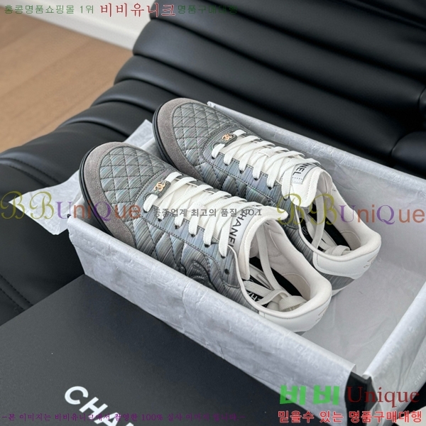   Ŀ 32CH749877-4