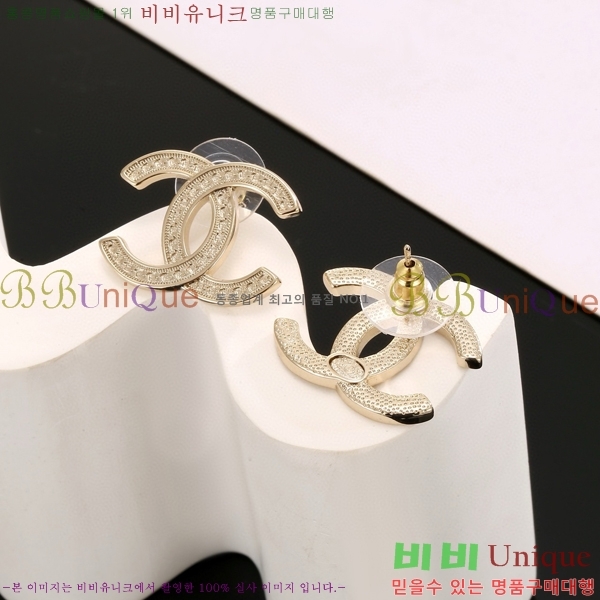  Ͱ CH9713362-9