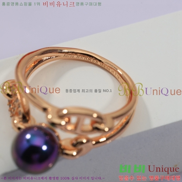 ޽  H8901177-1