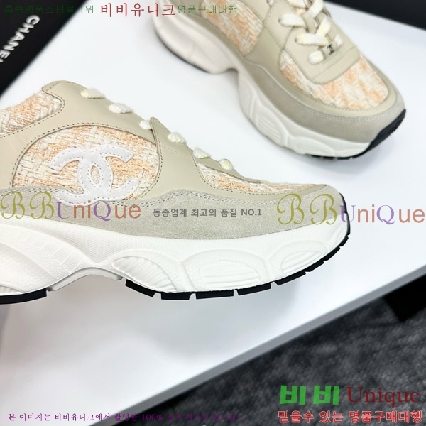  * Ŀ CH497718-4
