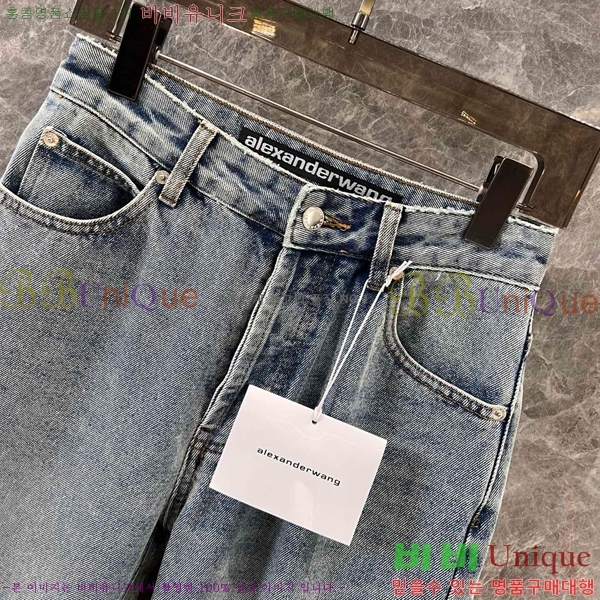  ˷    AW192211-14