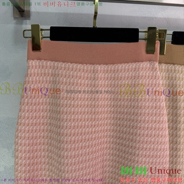   ĿƮ 28F247102-9