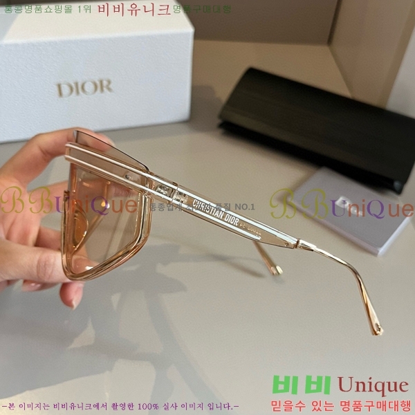  ۶ D948417-1