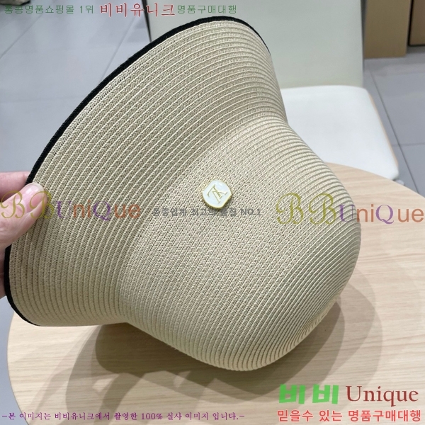 ̺  LV515611-3