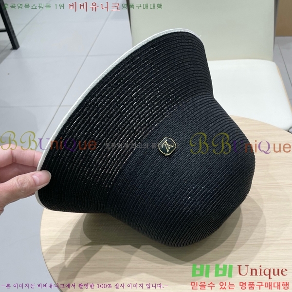 ̺  LV515611-4
