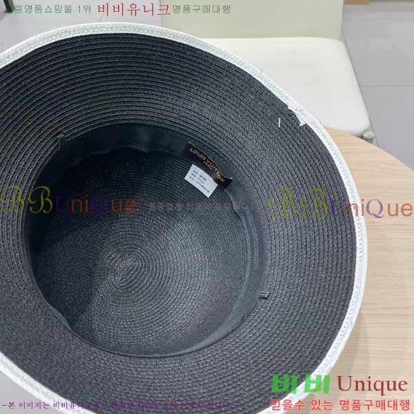 ̺  LV515611-4