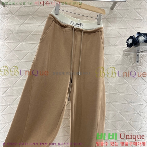    MM695560-1