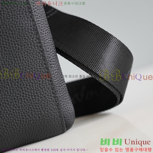 #󰡸 ũν 2116088-4B