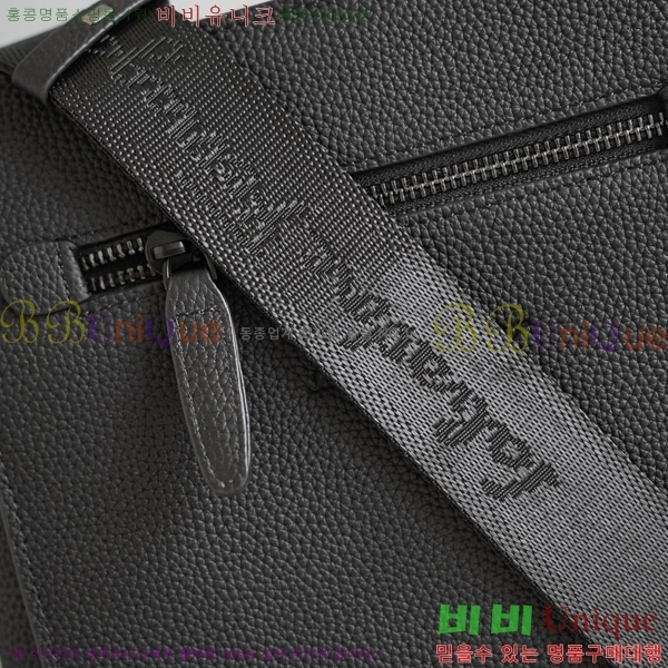 #󰡸 ũν 2116088-4B
