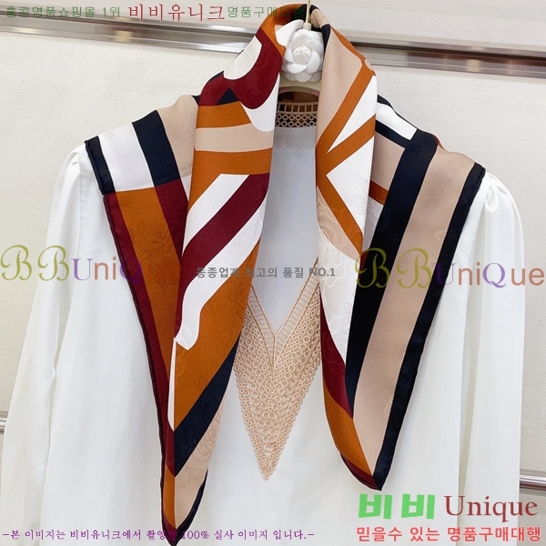 # ÷/ī GU945115
