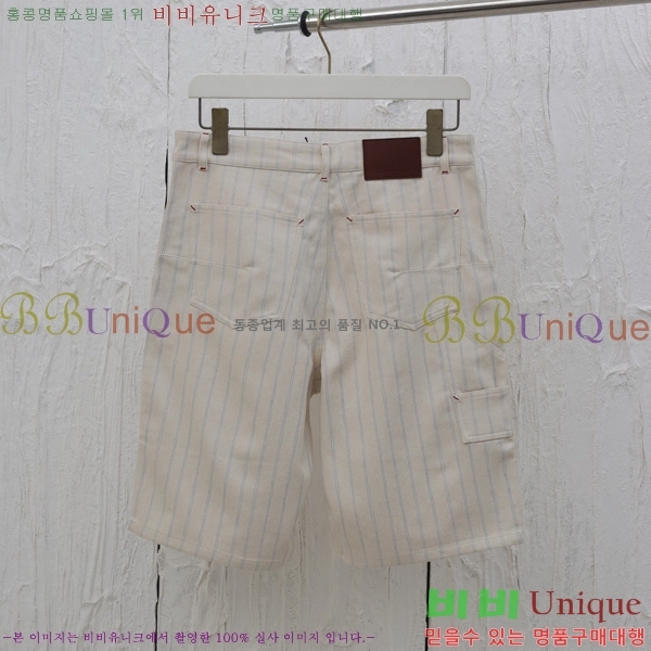   ݹ D647285-2