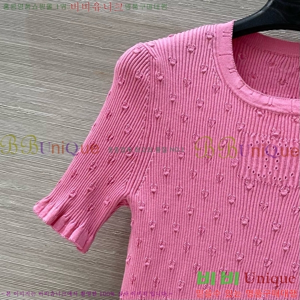  *  Ƽ CH412657-11
