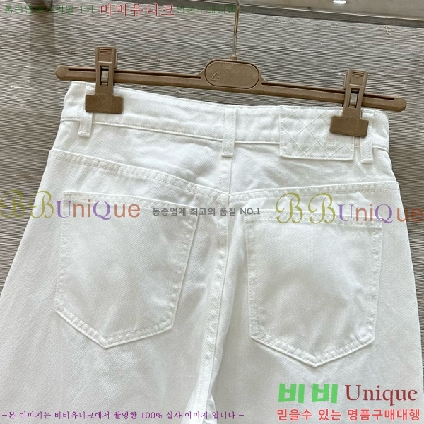  *   CHA123422-8