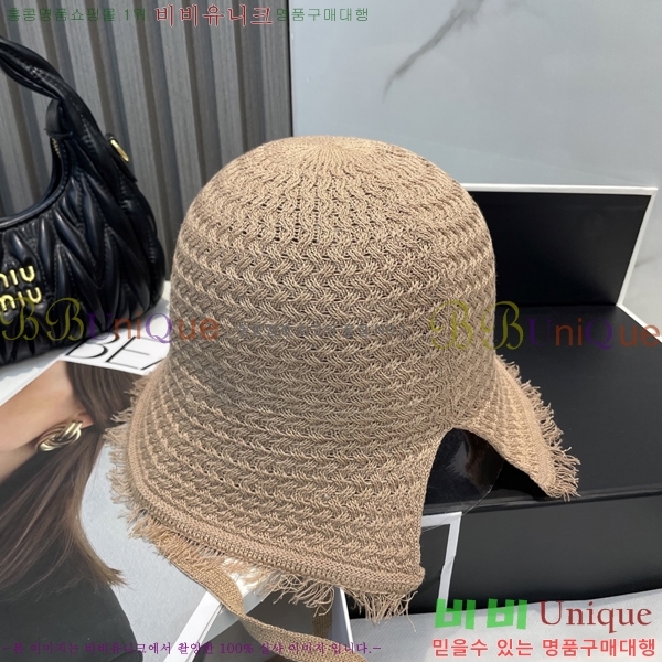 *  CH25208751-2