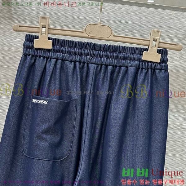  ̿̿  MU212186-8