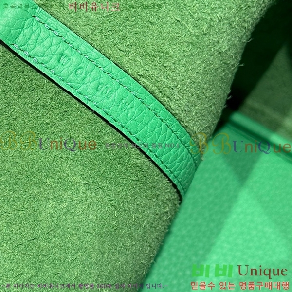 #޽ ź 22 HE245113-101