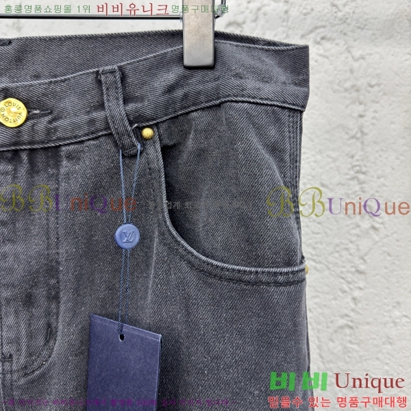  ̺   30L256223-13
