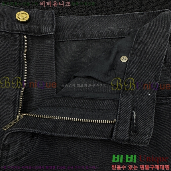  ̺   30L256223-13