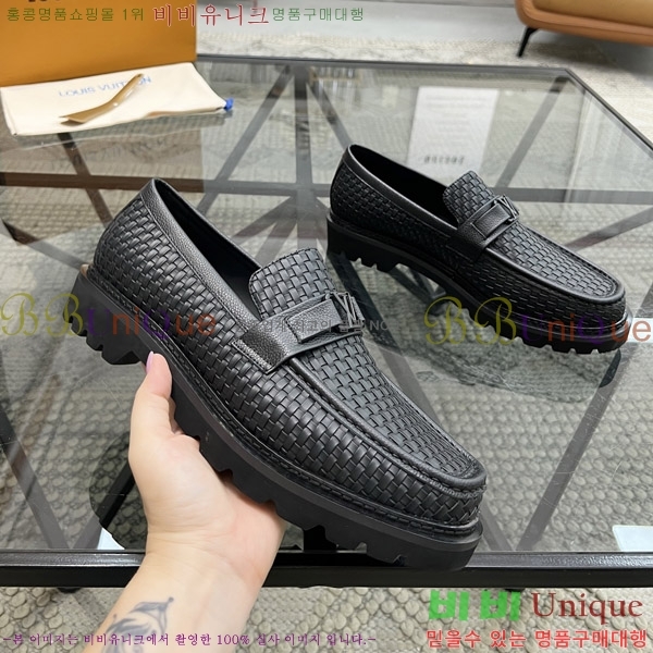  ̺  L7161629-1