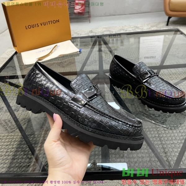  ̺  L7161629-3