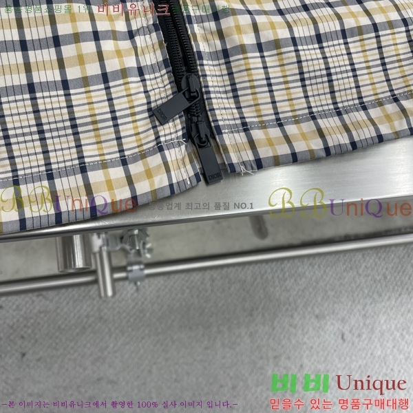    D047804