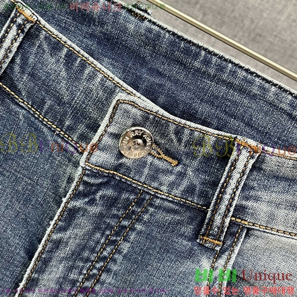   û BU5585809
