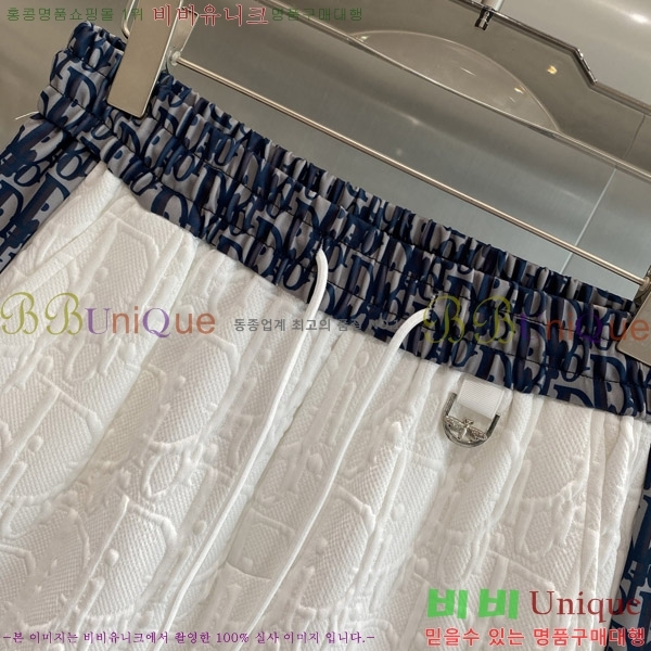   ݹ D25413676