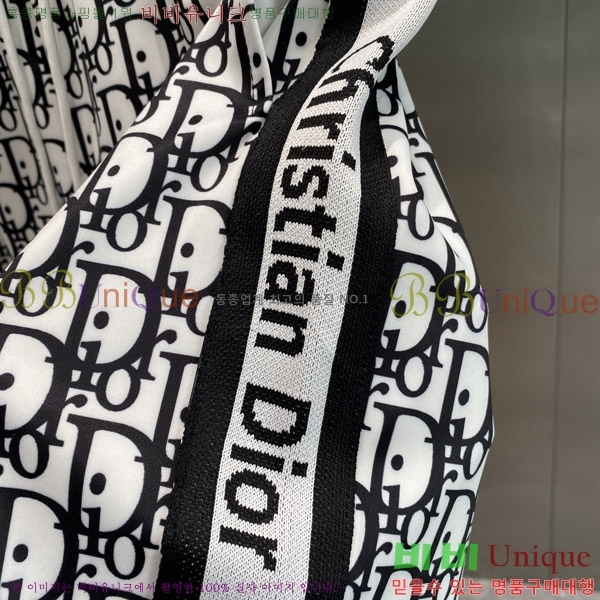   ݹ D25413677