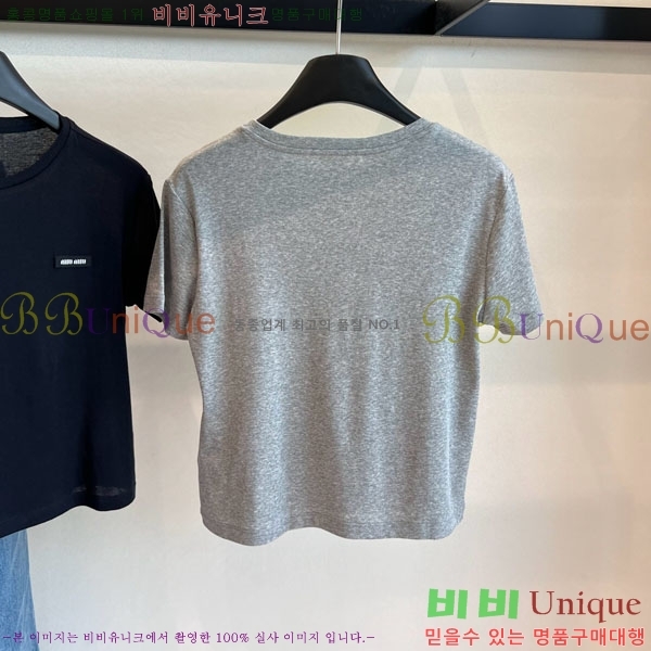  ̿̿  Ƽ MIU120130-7  룩