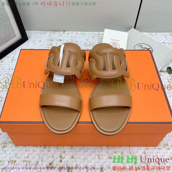 ޽   30HE569915-3