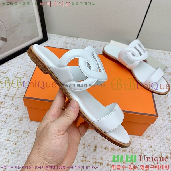 ޽   30HE569915-2