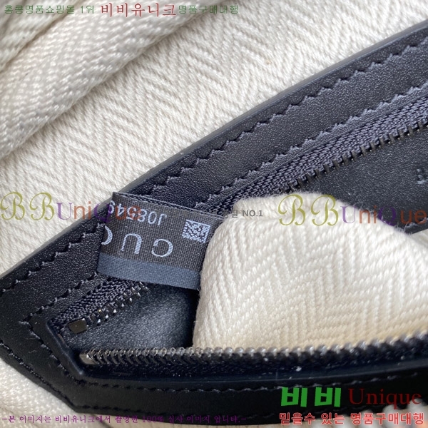 # GG   ũν 821155-901