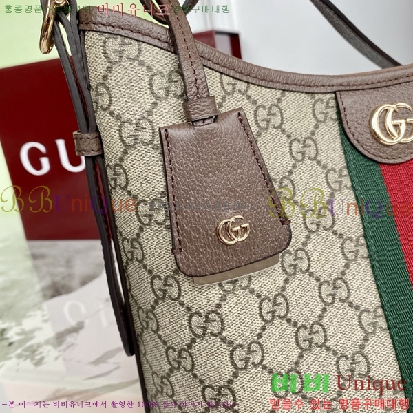 # ǵ GG   836872-720