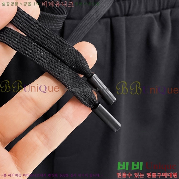   ݹ G66823-1