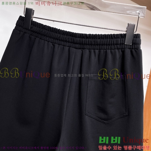   ݹ G66823-1