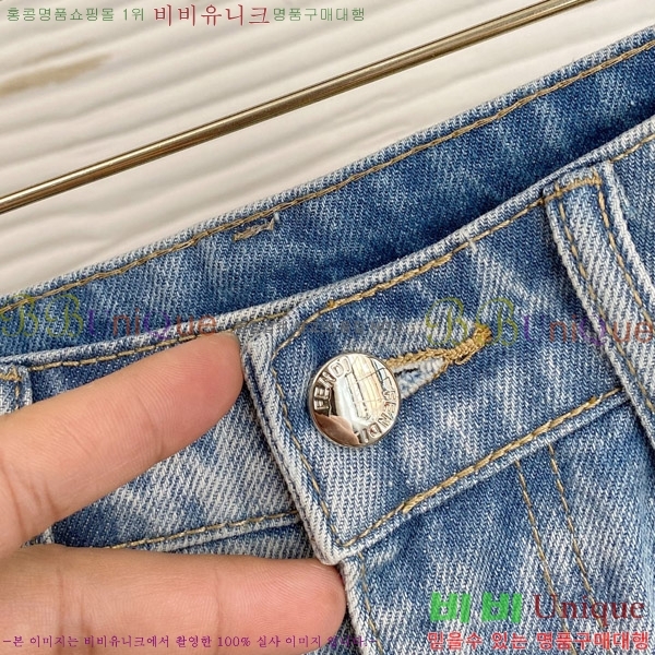  ݹ F97757