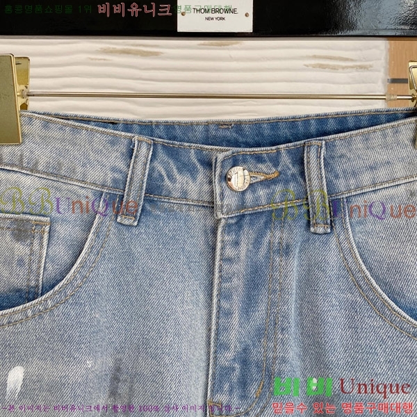   ݹ F97757
