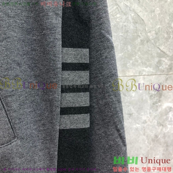  ĵ  TB959477