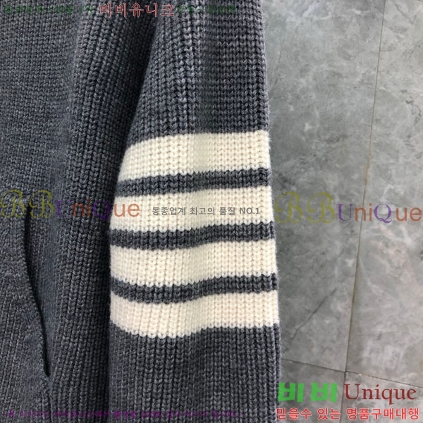     TB95702