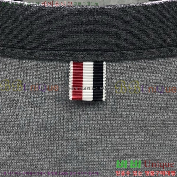    TB957779