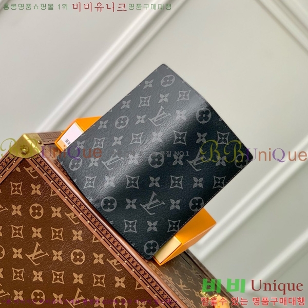 #̺ ¥  M61697-303