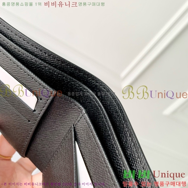 #̺    M60332-1