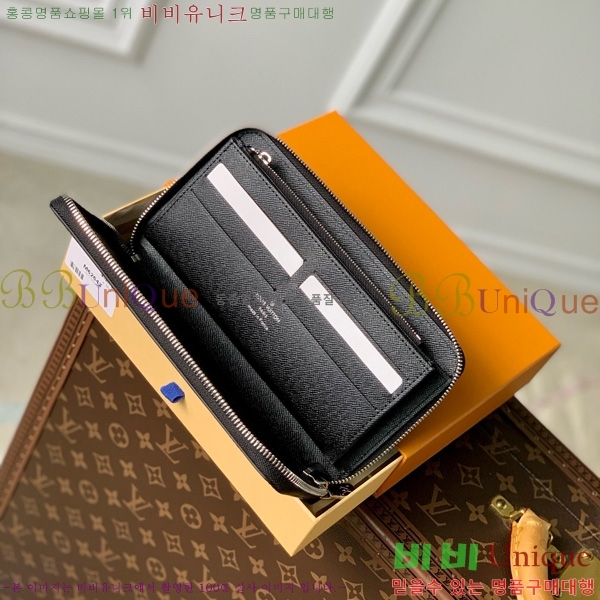 #̺   ų M62643-201
