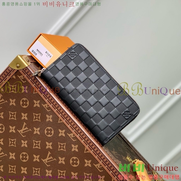 #̺    M60015-301