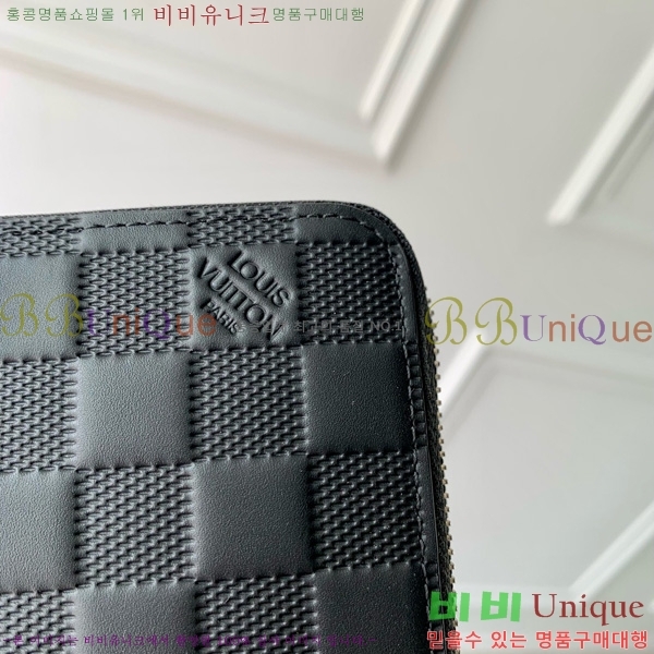 #̺    M60015-301