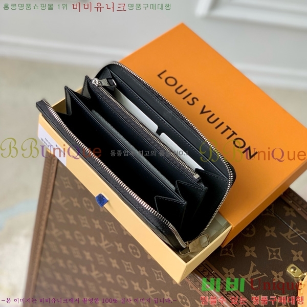 #̺    M60015-301