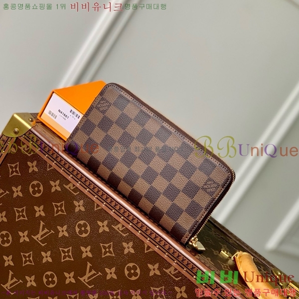 #̺    M60015-302