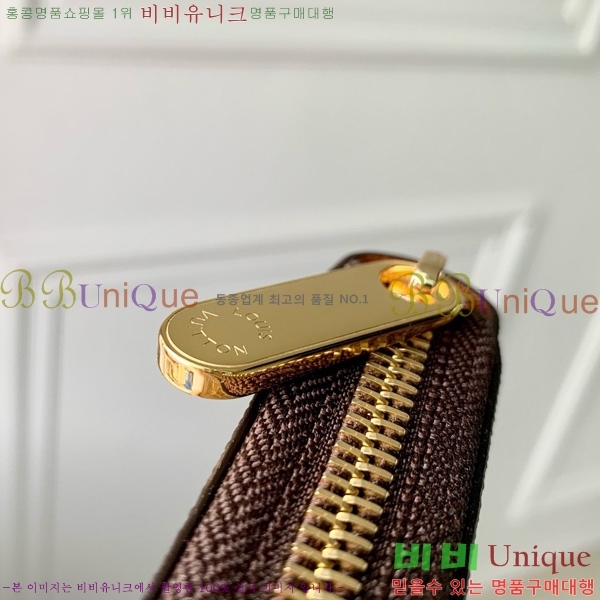 #̺    M60015-302