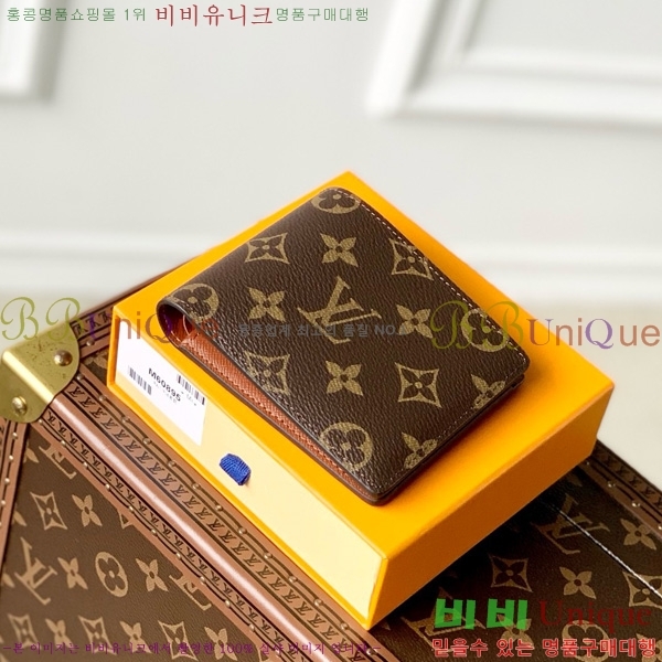 #̺   M60895-2