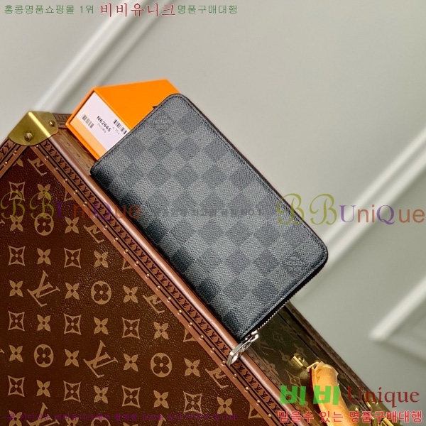 #̺   M63076-201